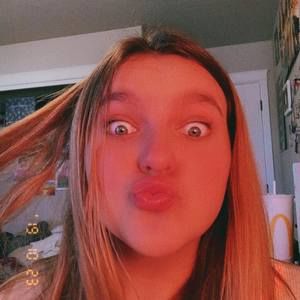 Meet your Posher, Brenna